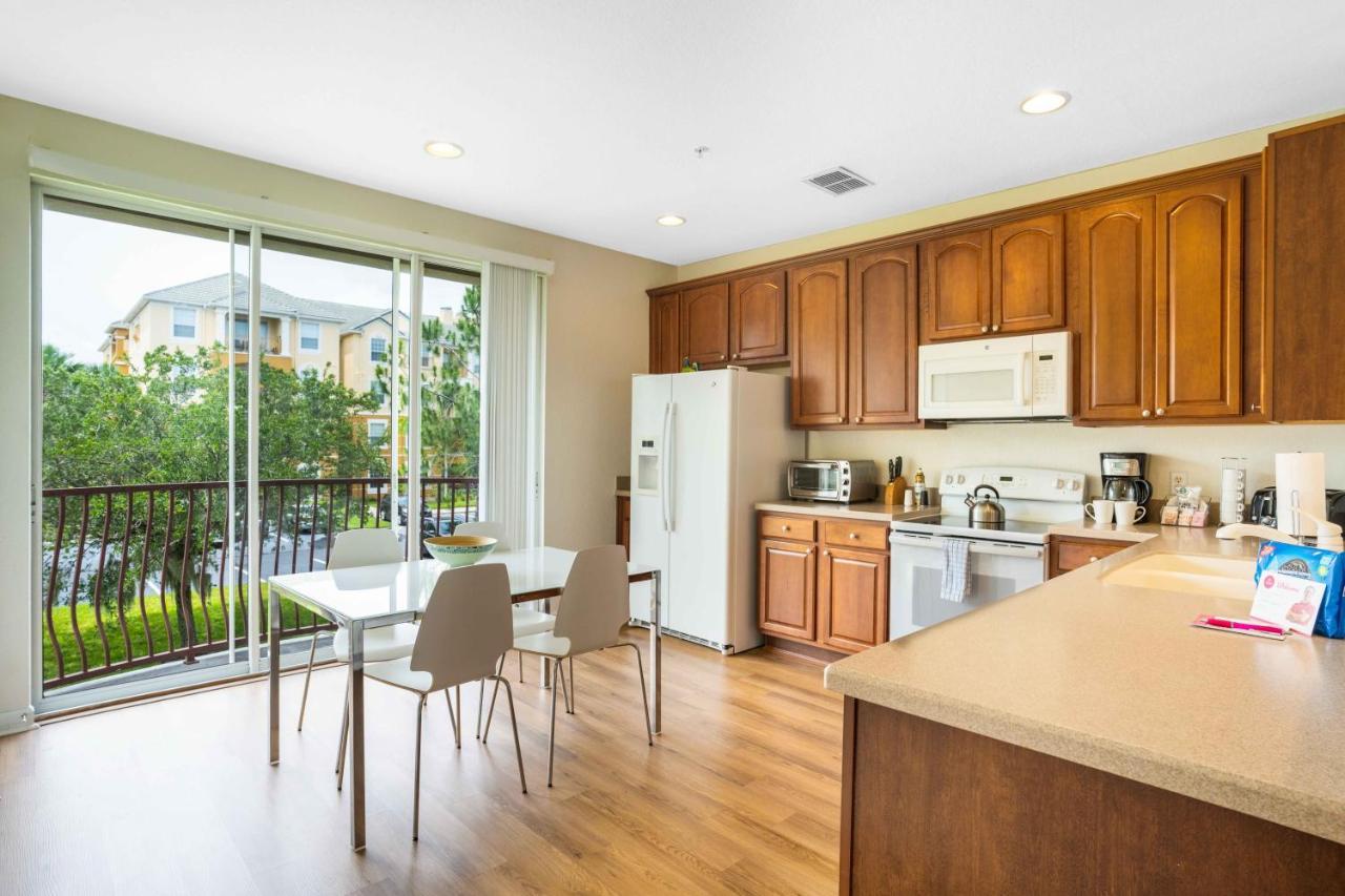 3-Story Townhome At Vista Cay Resort Orlando Exterior photo